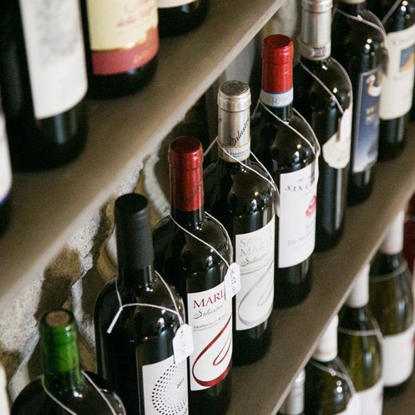 carta dei vini dell'enoteca aldobrandesca